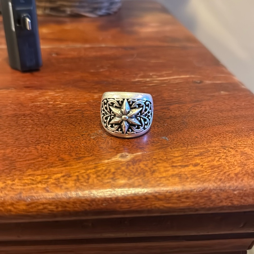 Chrome hearts star ring